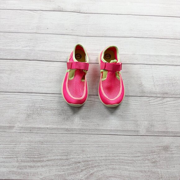 wonder nation Other - Wonder Nation Toddler Girl Water Shoes Mesh Velcro Strap Swim Shoes 11/12